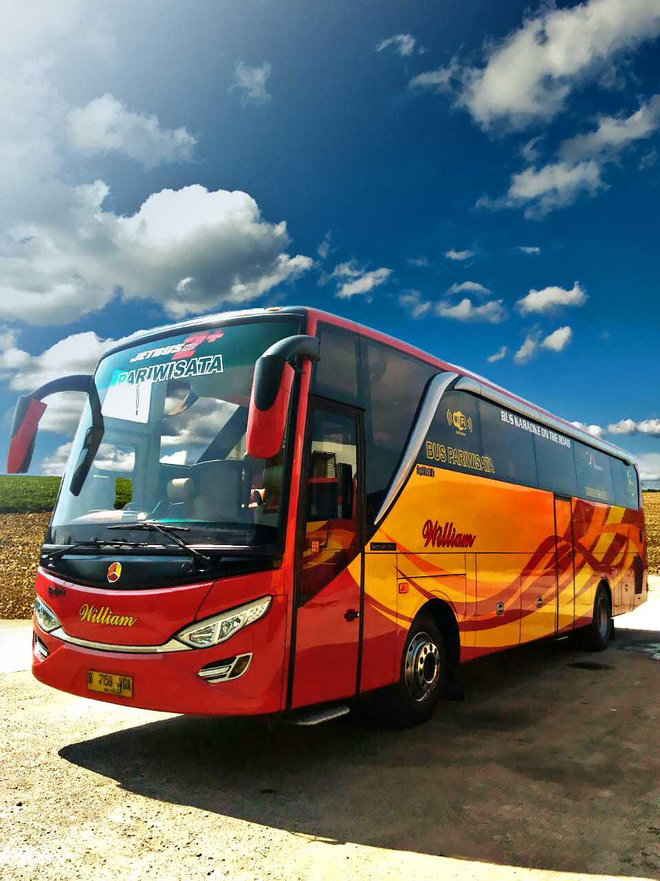 Автобусный тур в италию из минска. Setra (48). Setra s515hd. Туристический автобус сетра. Автобус Setra 48.