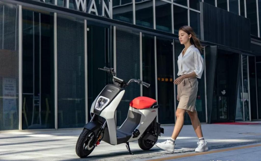 Honda Luncurkan Skuter Listrik Honda U-GO | Warta OTO